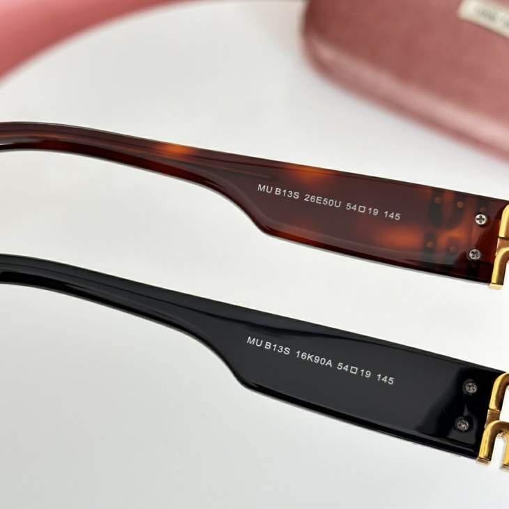 Picture of Miu Miu Sunglasses _SKUfw79338380fw
